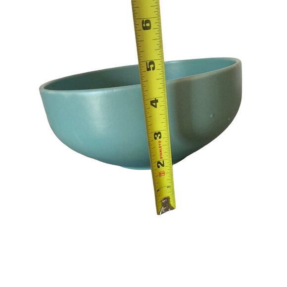 Furio Home Thailand Stoneware Sea Foam Green 9.5" Serving Bowl - Picture 6 of 8